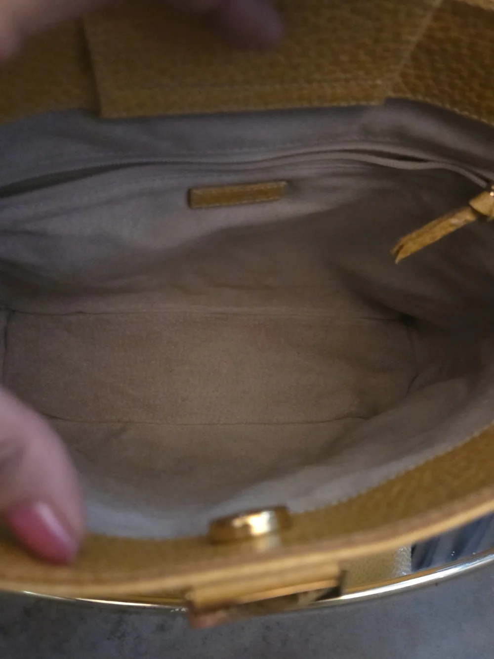 Kate Spade New York Made in Italy Mustard Pebbled Leather Bag + Roostercuster BC